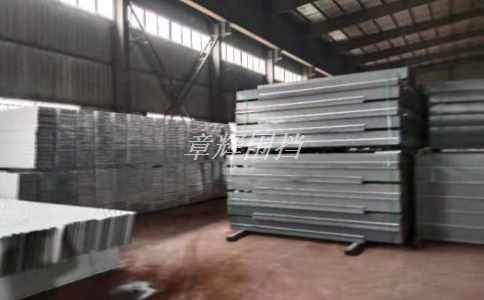 簡(jiǎn)易圍擋在舉辦文藝活動(dòng)中的應(yīng)用方式和技巧有哪些？（文藝活動(dòng)中簡(jiǎn)易圍擋的應(yīng)用策略）