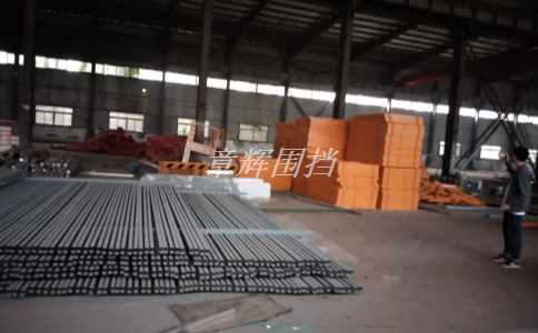 簡易圍擋的安全標(biāo)準(zhǔn)化是否有利于提高人員安全感和使用體驗(yàn)？（簡易圍擋安全標(biāo)準(zhǔn)化對(duì)人員安全感和使用體驗(yàn)的影響分析）