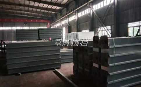 簡(jiǎn)易圍擋可以用在商業(yè)區(qū)嗎？